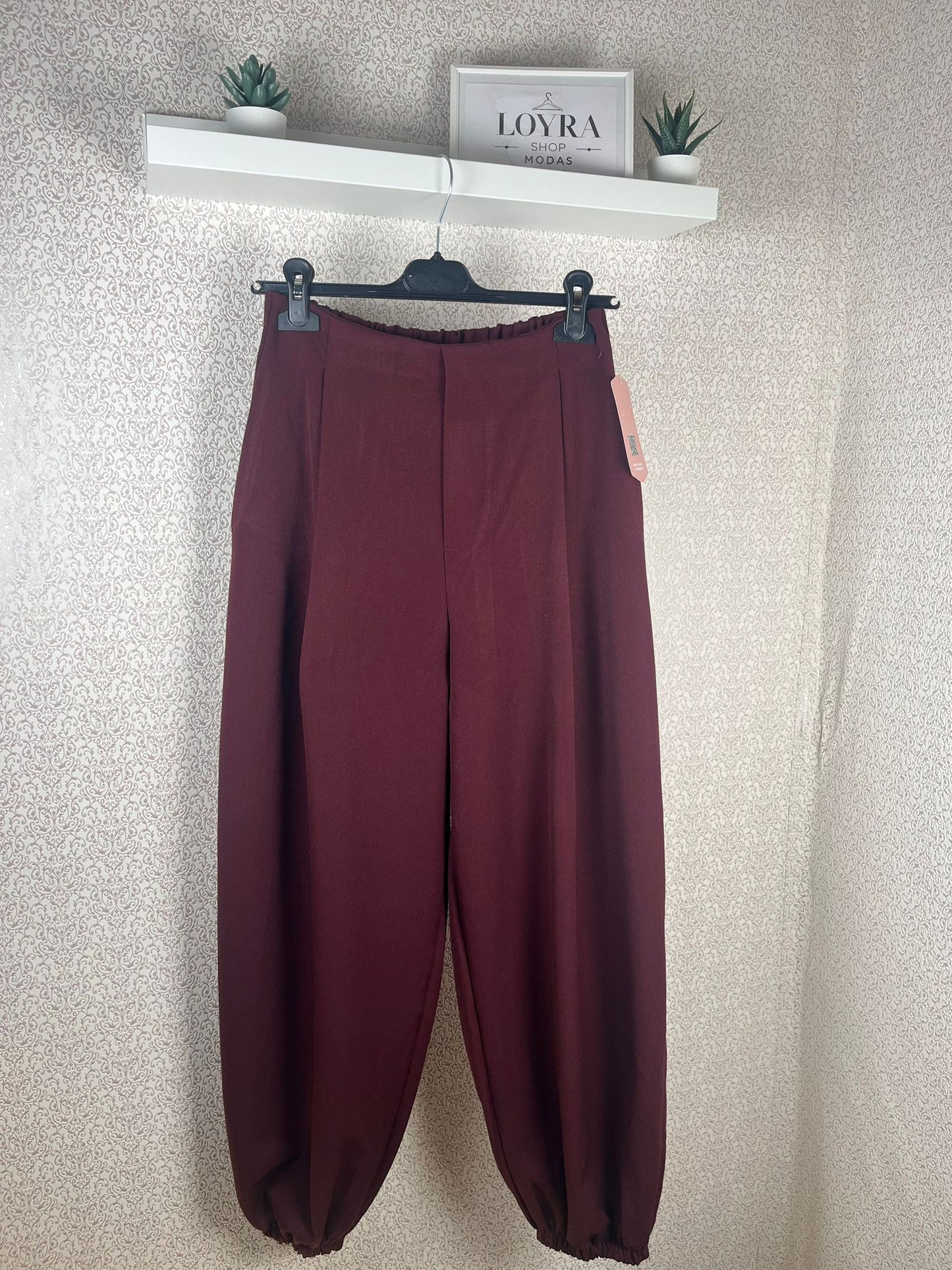 Pantalón Bombacho Burdeos Mujer - Cintura Elástica y Puños Ajustados