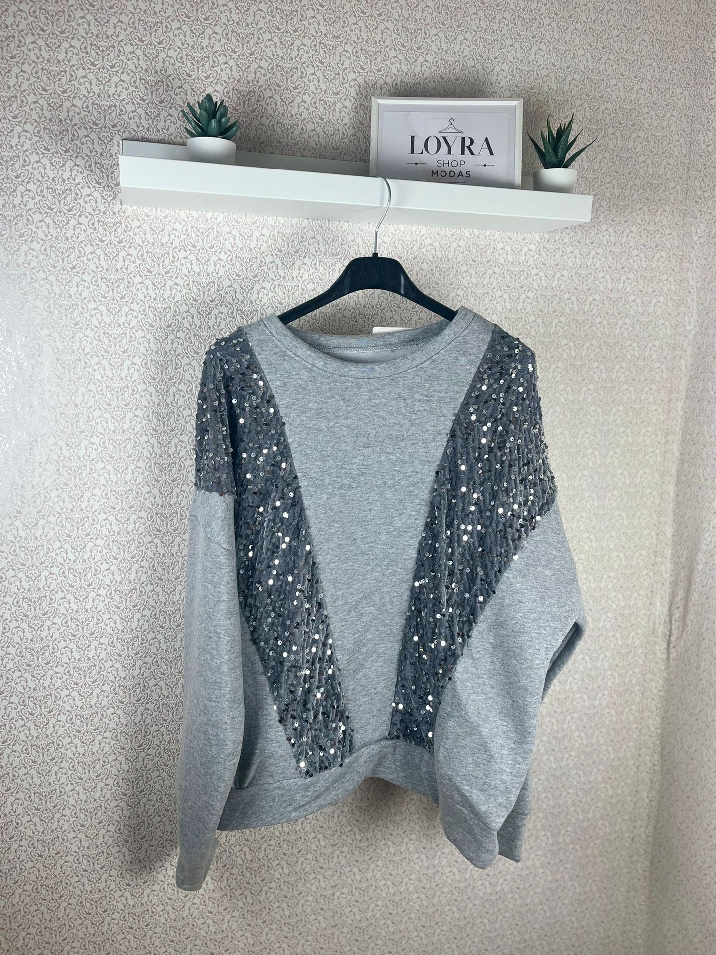 Sudadera Mujer Gris con Lentejuelas Plateadas - Elegante