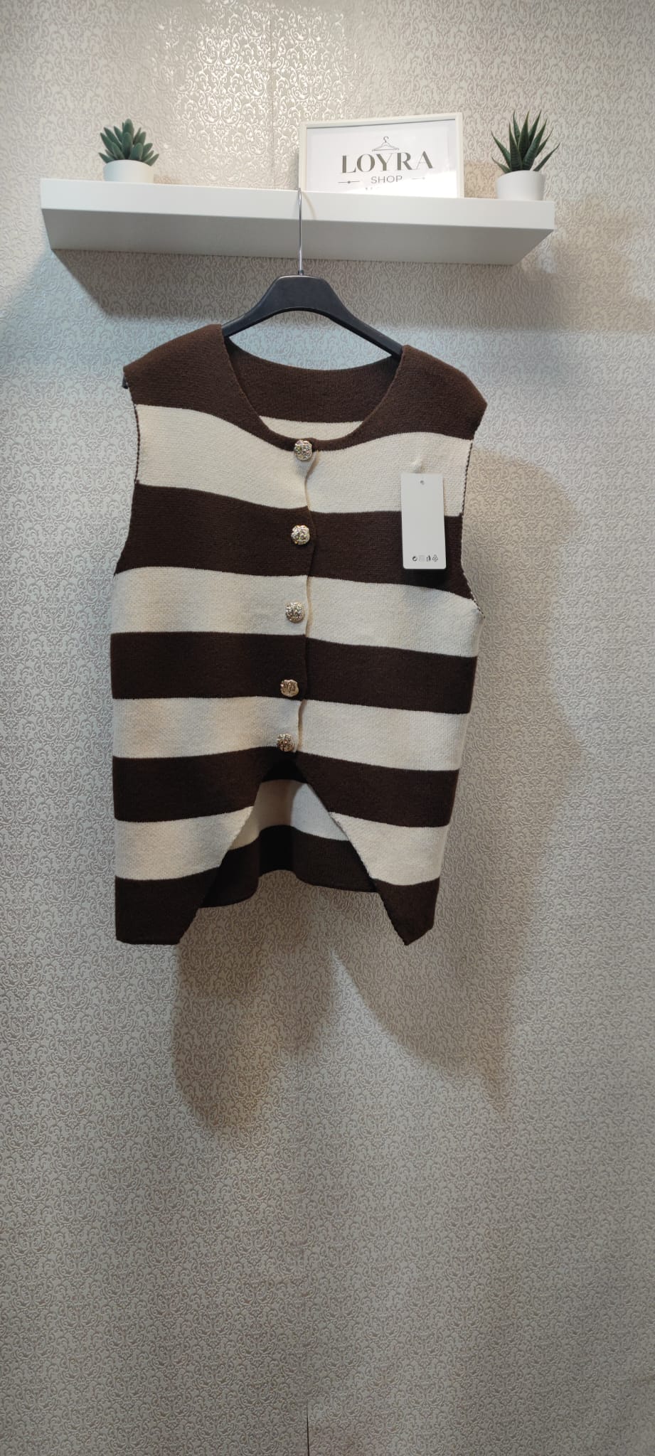 Chaleco de Punto a Rayas con Botones Decorativos