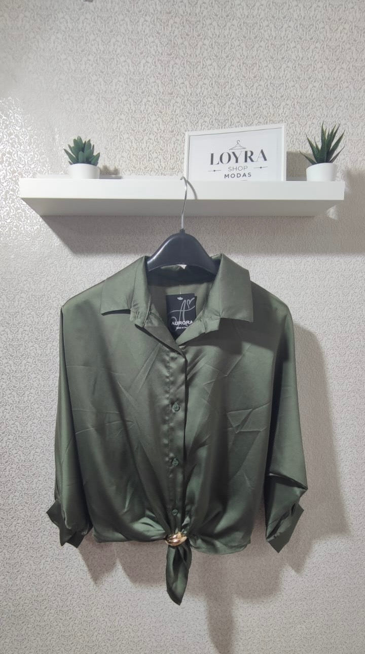 Blusa Satinada con Nudo Frontal