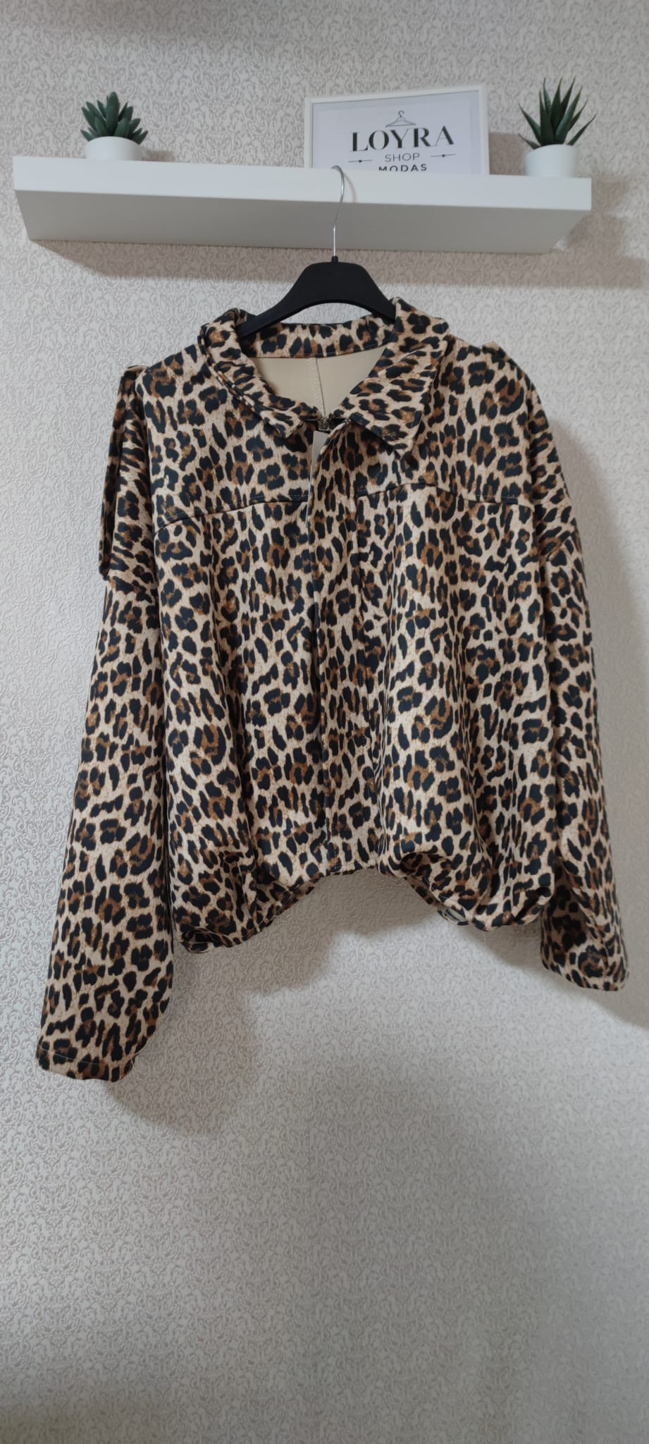 Chaqueta Corta Estampado Animal Print