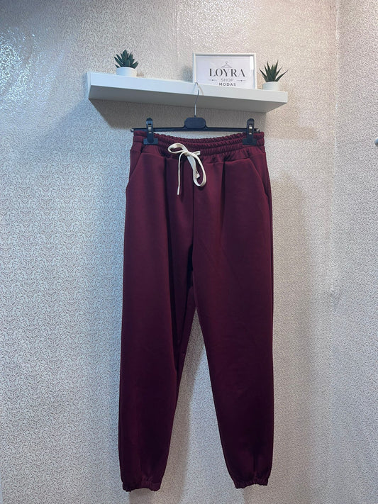 Pantalón tipo chándal